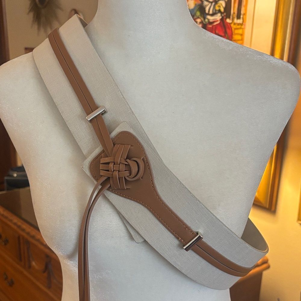White House Black Market Tan and Cream Belt - XL